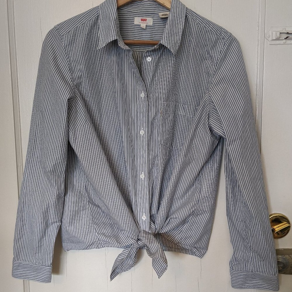 Levi's Tie-front Button Down Shirt, Size L